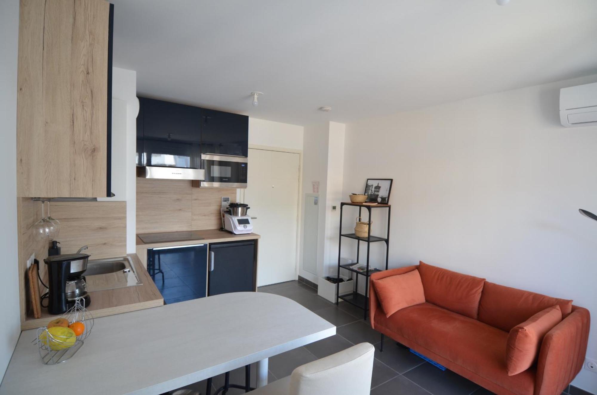Villa Smolett - Appartement Cosy Au Coeur Du Quartier Du Port Nice Dış mekan fotoğraf