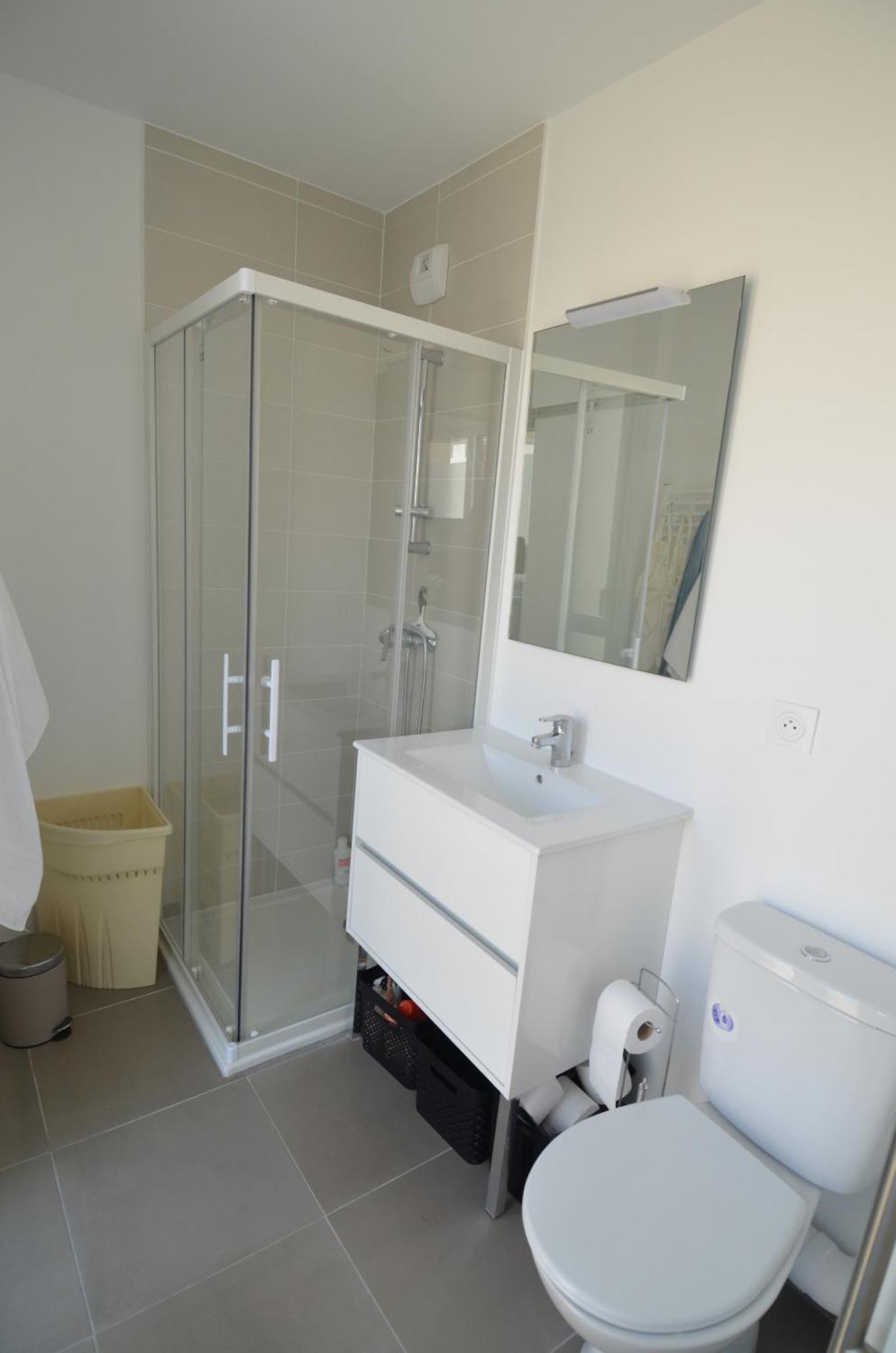 Villa Smolett - Appartement Cosy Au Coeur Du Quartier Du Port Nice Dış mekan fotoğraf