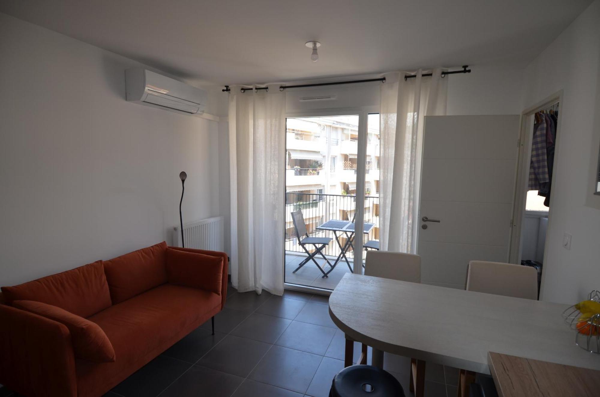 Villa Smolett - Appartement Cosy Au Coeur Du Quartier Du Port Nice Dış mekan fotoğraf